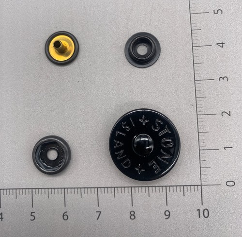 Stone island push buttons - stone,